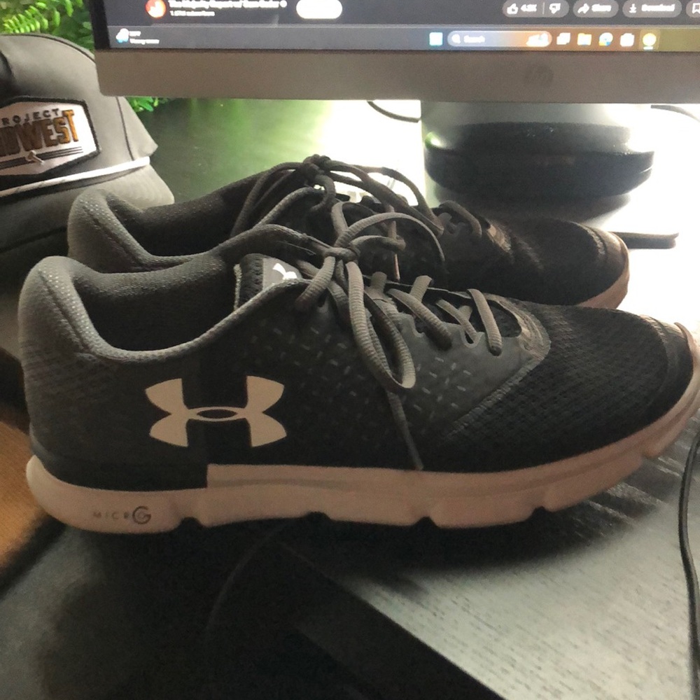 Underameour swift 2.0 sz. 11.5
